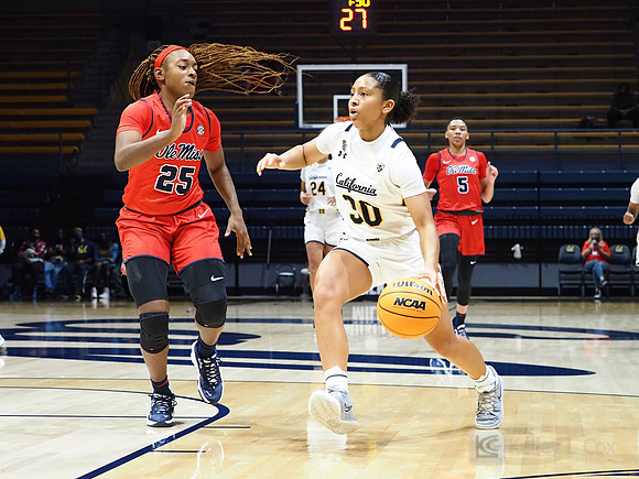 Jayda Curry (#30)