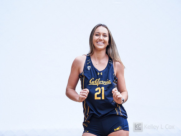 Lexi McKeown (21)