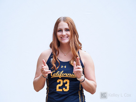 Maddie Sundholm (23)