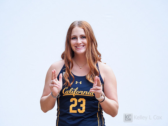 Maddie Sundholm (23)