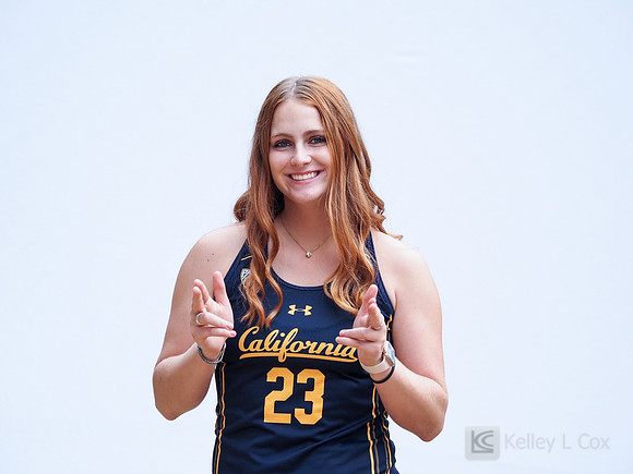 Maddie Sundholm (23)