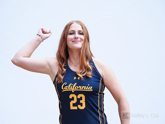 Maddie Sundholm (23)