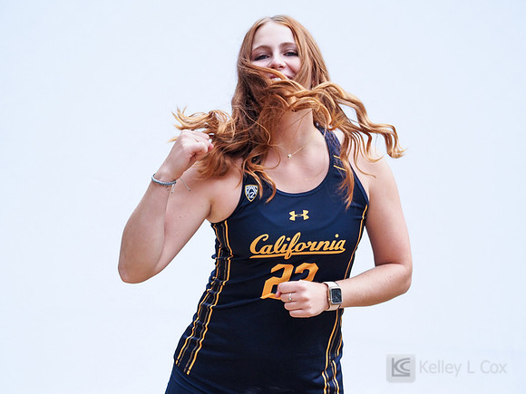 Maddie Sundholm (23)