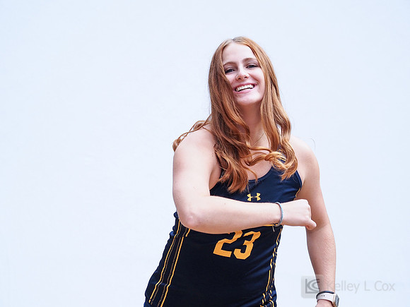 Maddie Sundholm (23)