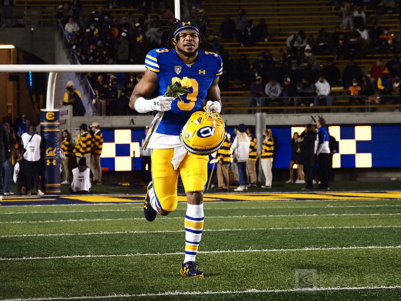 Elijah Hicks (3)