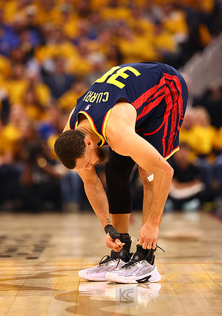 NBA: Playoffs-Houston Rockets at Golden State Warriors