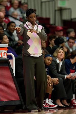 NCAA WOMEN'S BASKETBALL 2011 - Jan 6 - Arizona at Stanford