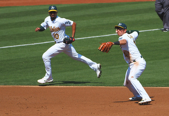 MLB: Wild Card-Chicago White Sox at Oakland Athletics