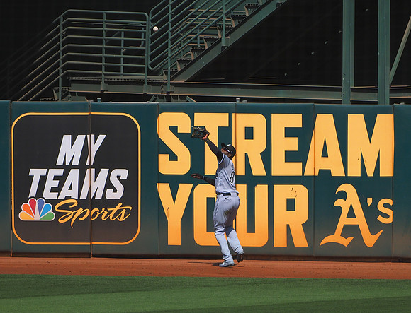 MLB: Wild Card-Chicago White Sox at Oakland Athletics