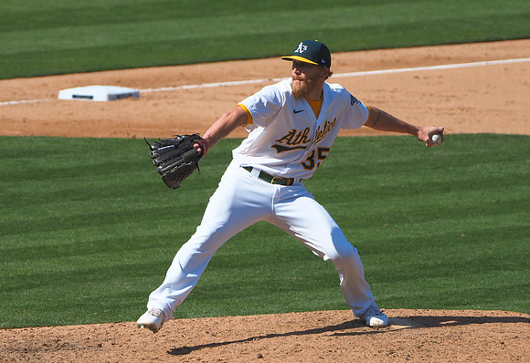 MLB: Wild Card-Chicago White Sox at Oakland Athletics