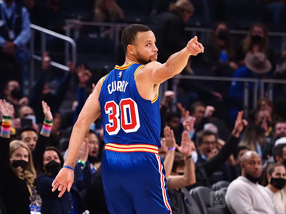 NBA: Orlando Magic at Golden State Warriors