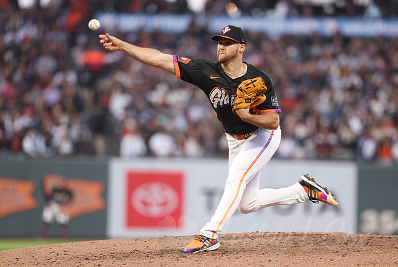 MLB: San Diego Padres at San Francisco Giants