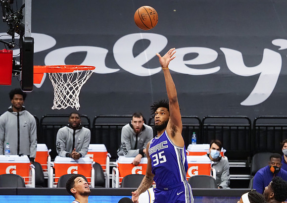 NBA: Phoenix Suns at Sacramento Kings
