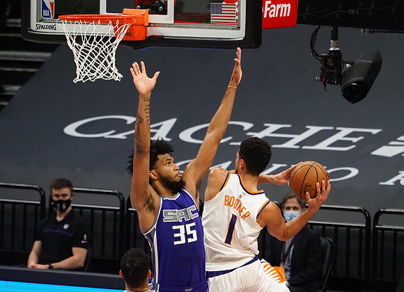 NBA: Phoenix Suns at Sacramento Kings