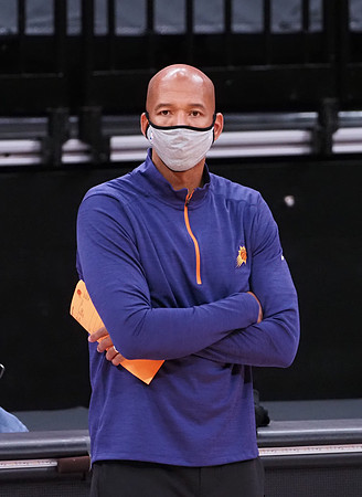 NBA: Phoenix Suns at Sacramento Kings