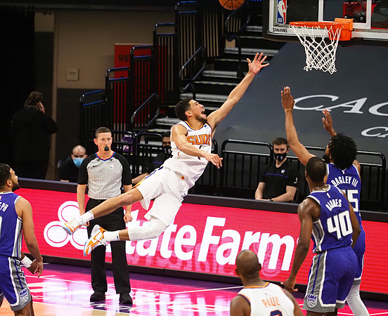 NBA: Phoenix Suns at Sacramento Kings