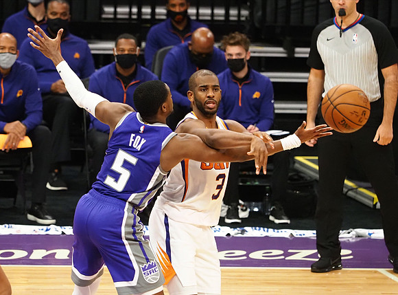 NBA: Phoenix Suns at Sacramento Kings