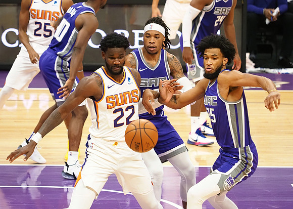 NBA: Phoenix Suns at Sacramento Kings
