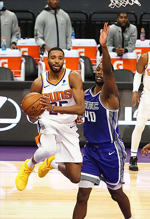 NBA: Phoenix Suns at Sacramento Kings
