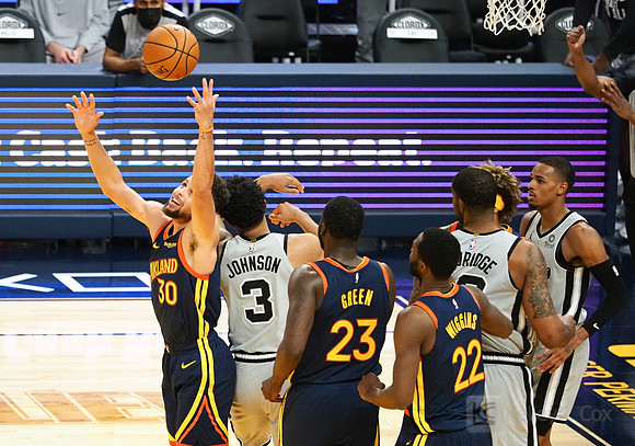 NBA: San Antonio Spurs at Golden State Warriors