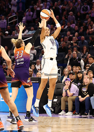 WNBA: Phoenix Mercury at Golden State Valkyries