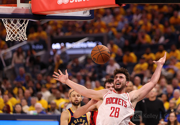 NBA: Playoffs-Houston Rockets at Golden State Warriors