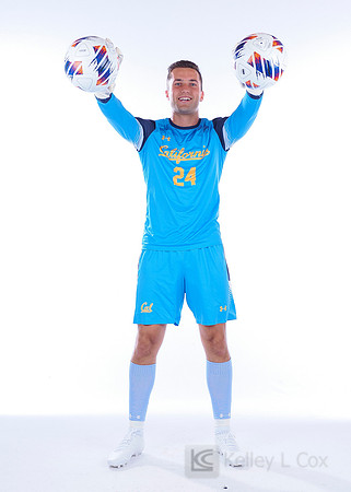 Collin Travasos (24)