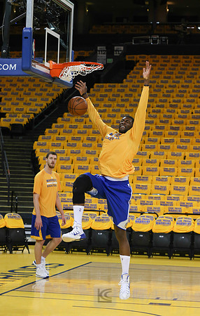NBA: Playoffs-Los Angeles Clippers at Golden State Warriors