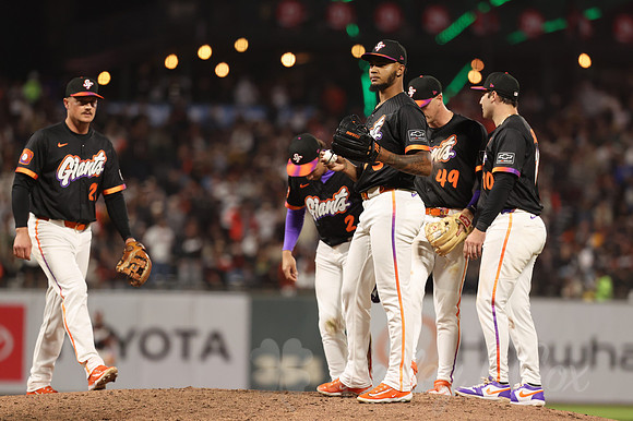 MLB: San Diego Padres at San Francisco Giants