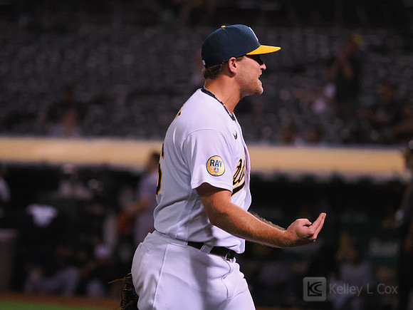 MLB: Chicago White Sox at Oakland Athletics