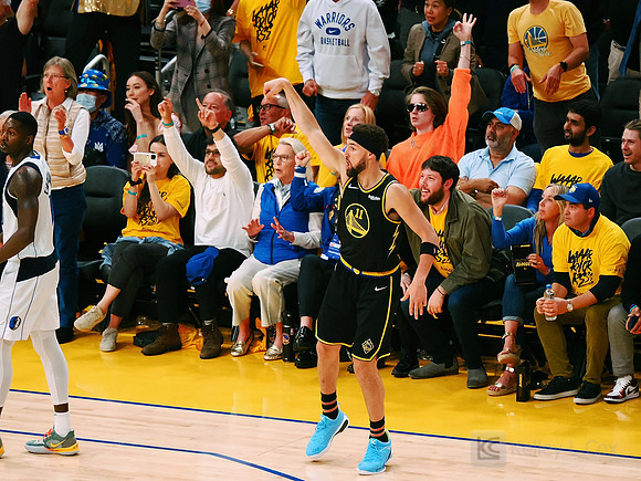 NBA: Playoffs-Dallas Mavericks at Golden State Warriors