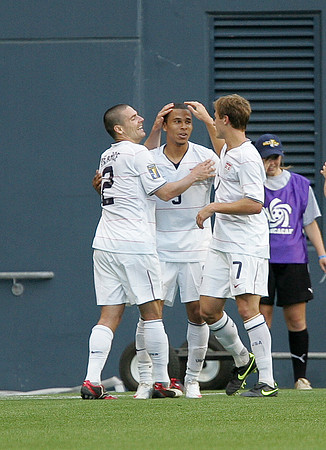 Heath Pearce, Charlie Davies, Robbie Rogers