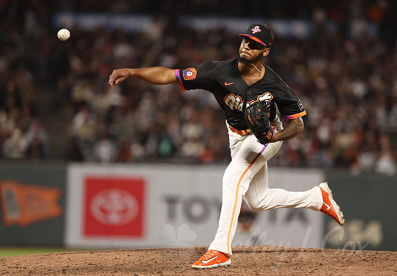 MLB: San Diego Padres at San Francisco Giants