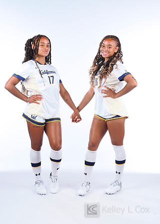 Anysa Gray (17), Amaya Gray (11)