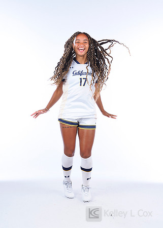 Anysa Gray (17)