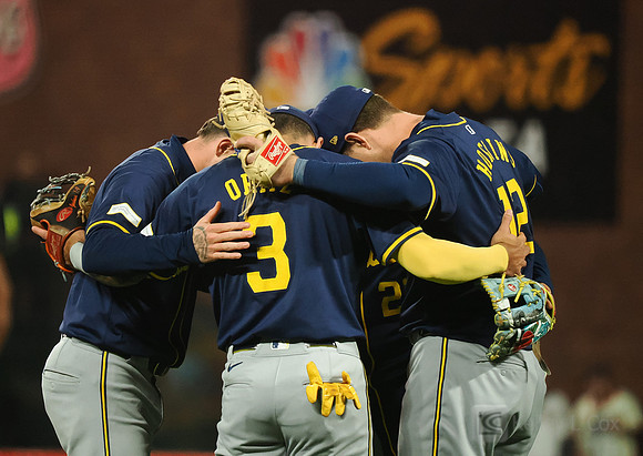 MLB: Milwaukee Brewers at San Francisco Giants