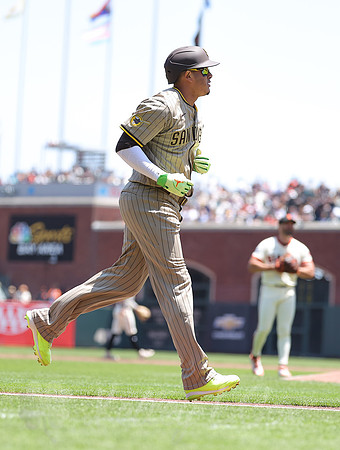 MLB: San Diego Padres at San Francisco Giants