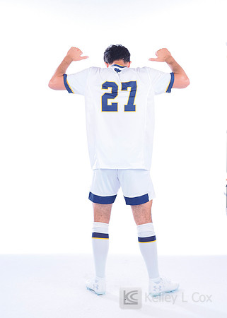 Evan Davila (27)