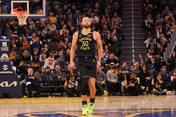 NBA: Orlando Magic at Golden State Warriors