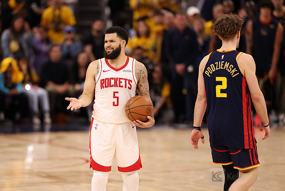 NBA: Playoffs-Houston Rockets at Golden State Warriors