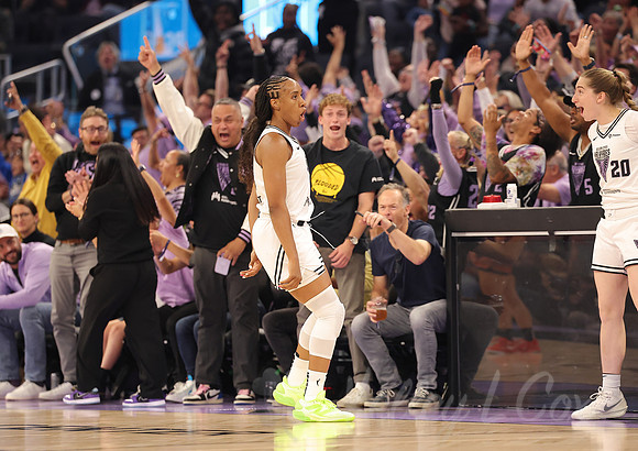 WNBA: Phoenix Mercury at Golden State Valkyries