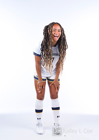 Anysa Gray (17)