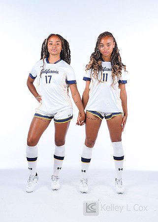 Anysa Gray (17), Amaya Gray (11)