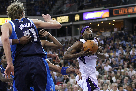NBA: Dallas Mavericks at Sacramento Kings