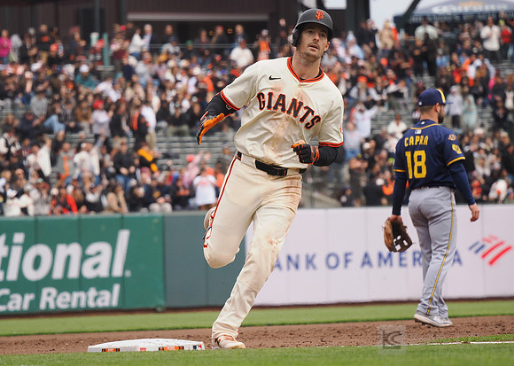 MLB: Milwaukee Brewers at San Francisco Giants