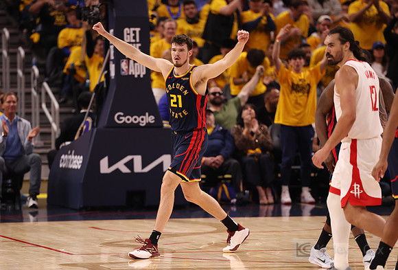 NBA: Playoffs-Houston Rockets at Golden State Warriors