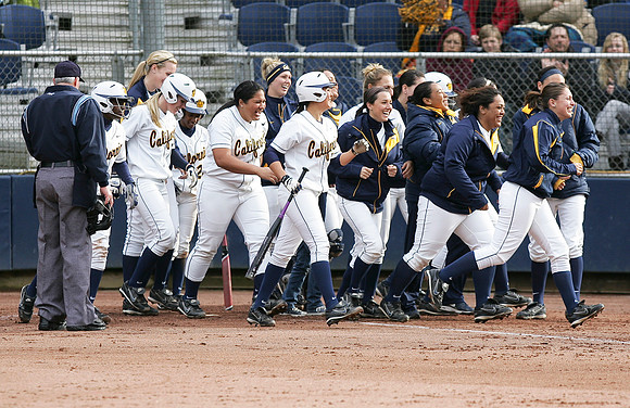 Cal Softball vs Santa Clara