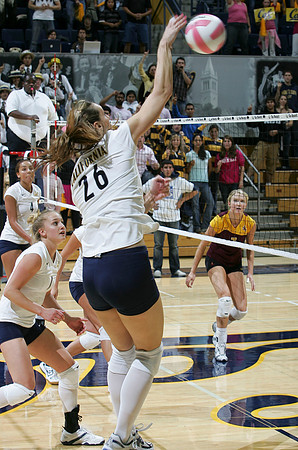 Cal Volleyball vs Arizona State
