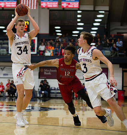 NCAA Basketball: Western Kentucky at St. Mary's