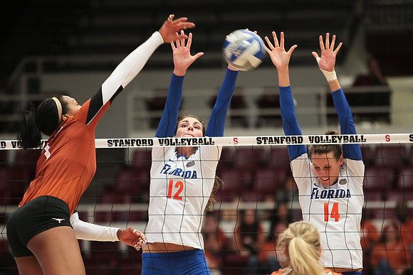NCAA VOLLEYBALL: SEP 9 Nike Volleyball Big Four Classic - Florida v Texas
